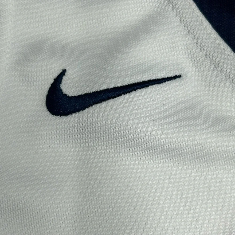 Nike Women Tank Tops Basketball Jersey White Blue V-neckline Mesh Back Dri Fit M